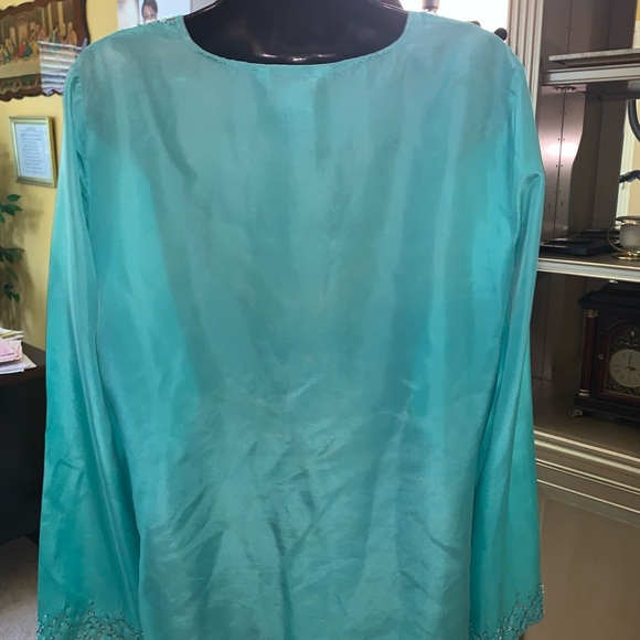 Soft teal beaded tunic size M by John Paul Richard - Picture 4 of 6